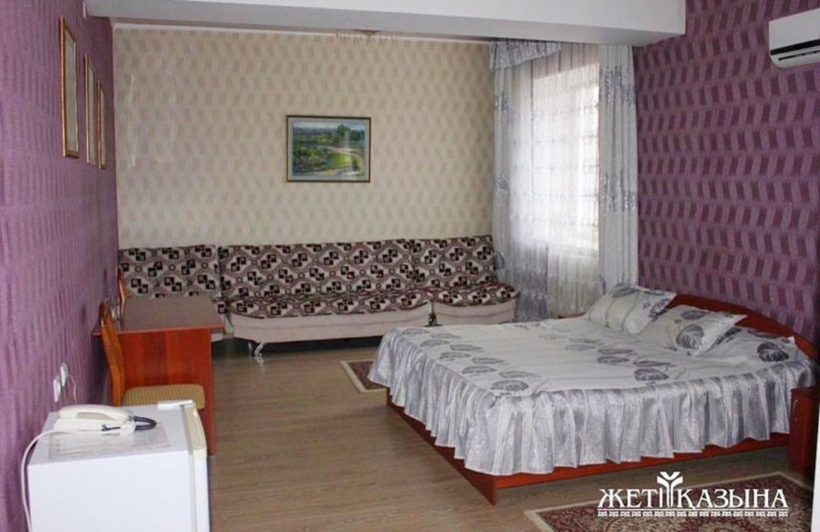 Гостиничный Комплекс Жеты Казына Zharkent Luaran gambar